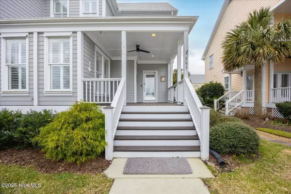 Carolina Beach, NC 28428,203 Silver Sloop WAY