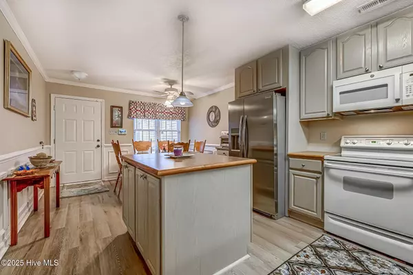 Longs, SC 29568,880 Fairway DR #302bb