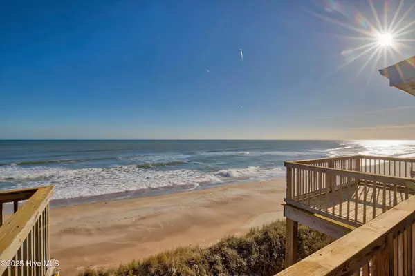 North Topsail Beach, NC 28460,1768 New River Inlet Road #3