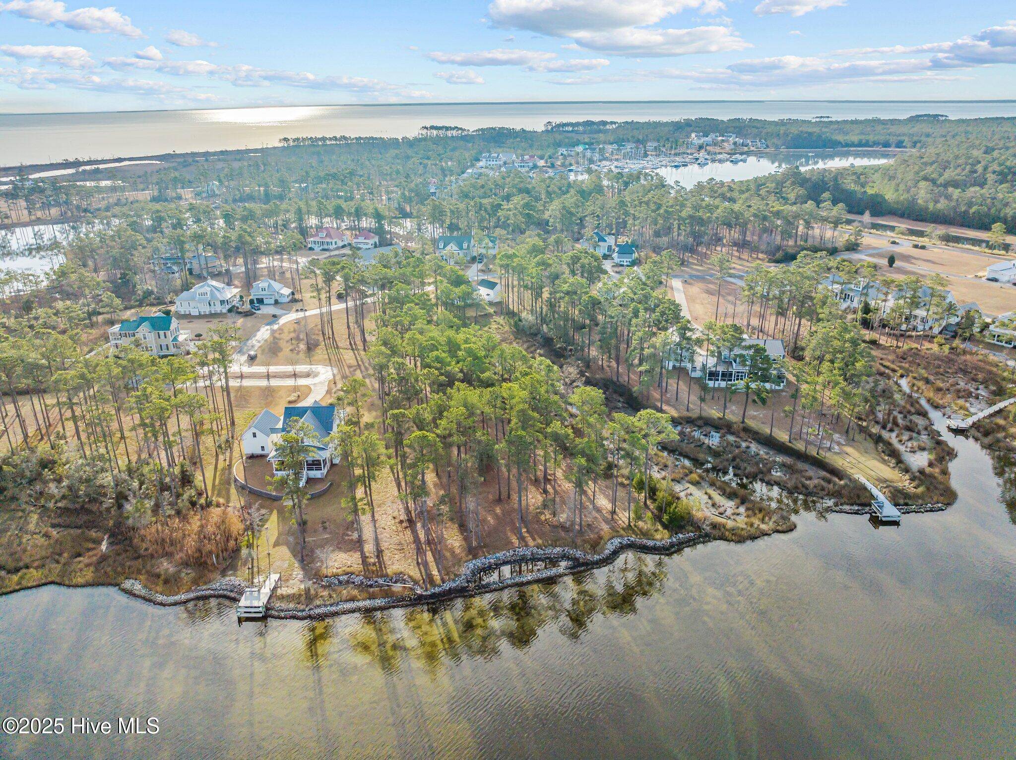 Oriental, NC 28571,241 Oyster Point RD