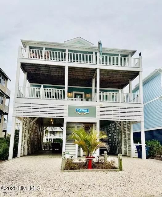 5 Via Dolorosa DR, Ocean Isle Beach, NC 28469