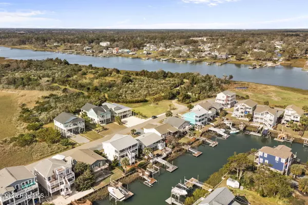 Holden Beach, NC 28462,151 Sailfish DR