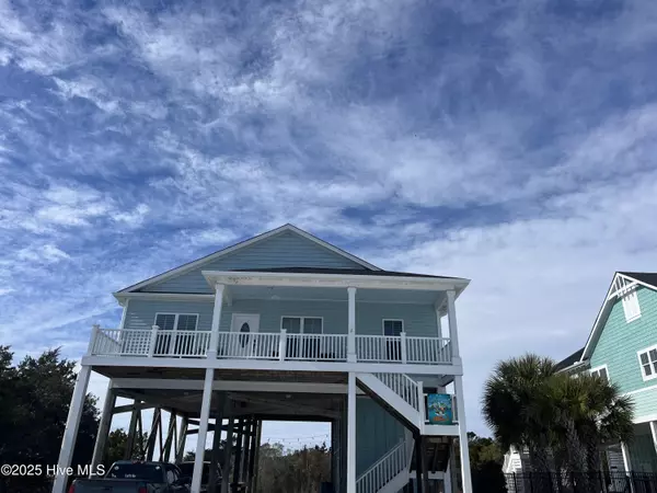 151 Sailfish DR, Holden Beach, NC 28462