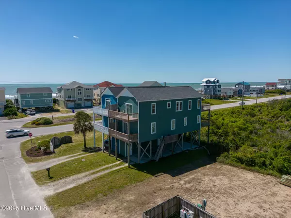 201 Porto Vista DR, North Topsail Beach, NC 28460