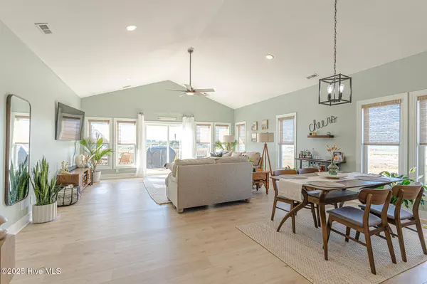 North Topsail Beach, NC 28460,201 Porto Vista DR