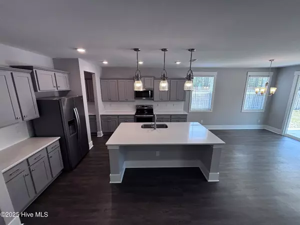 Newport, NC 28570,225 Salt Meadow LN