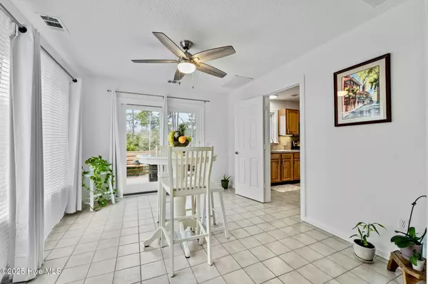 Kill Devil Hills, NC 27948,168 Swan View DR