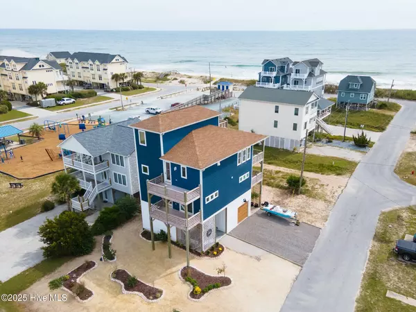 1602 N New River DR, Surf City, NC 28445