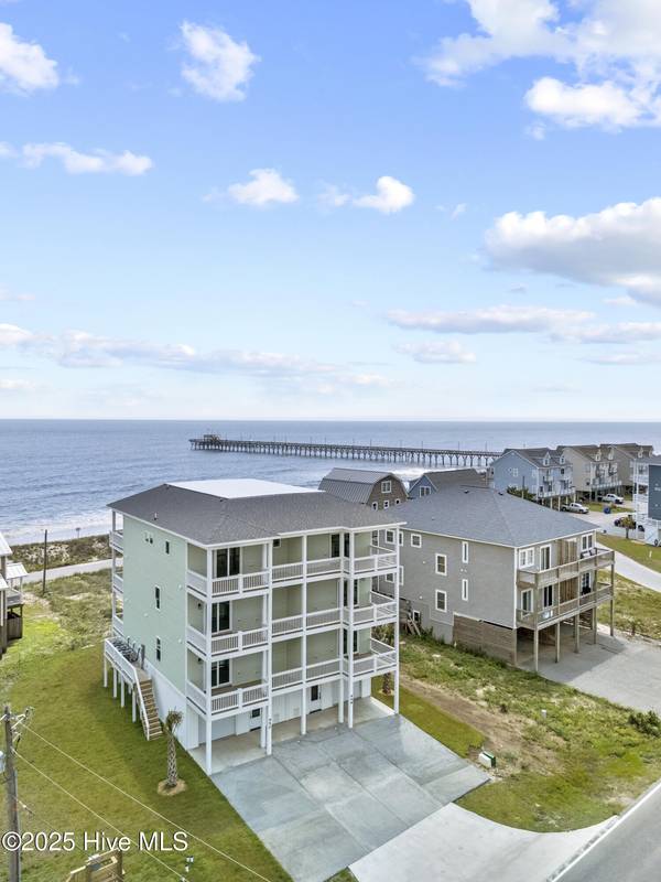 North Topsail Beach, NC 28460,948 New River Inlet RD