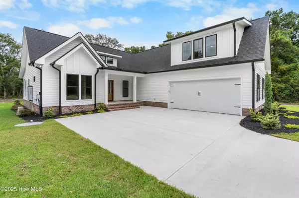 3410 Four Water VW SW, Supply, NC 28462