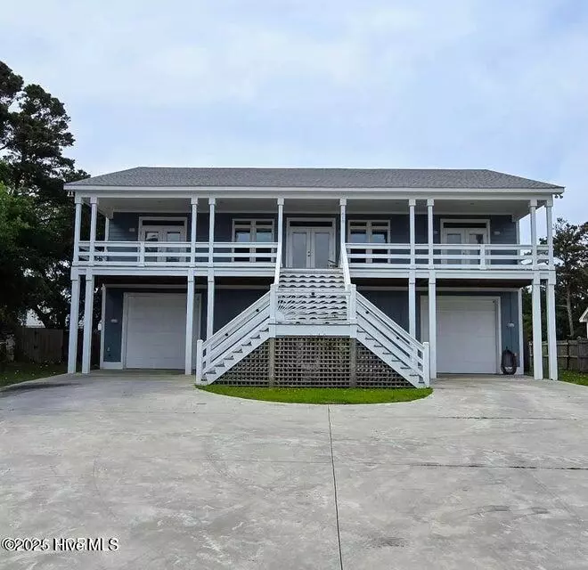 Harkers Island, NC 28531,610 Bayview DR