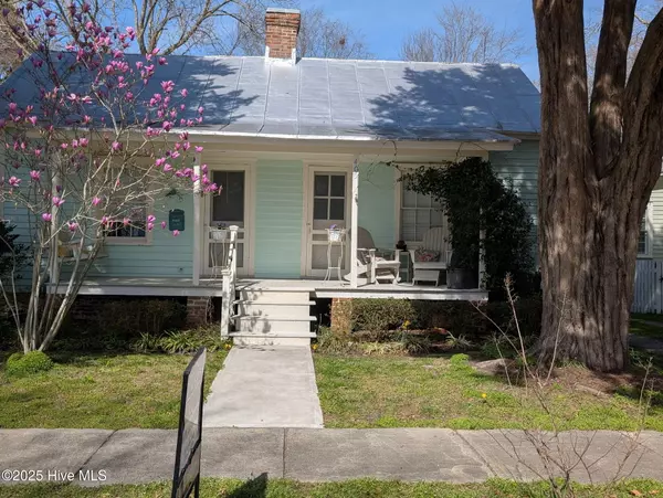 Edenton, NC 27932,405 Elliott ST