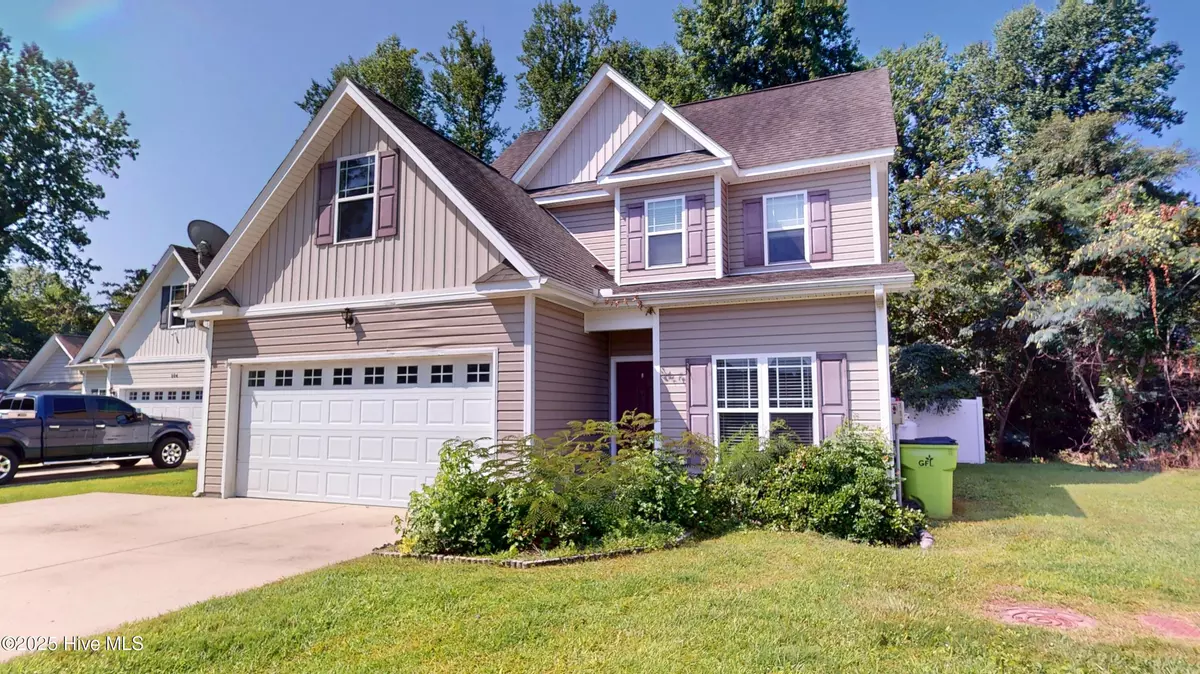 New Bern, NC 28560,202 Red Shoulder LN