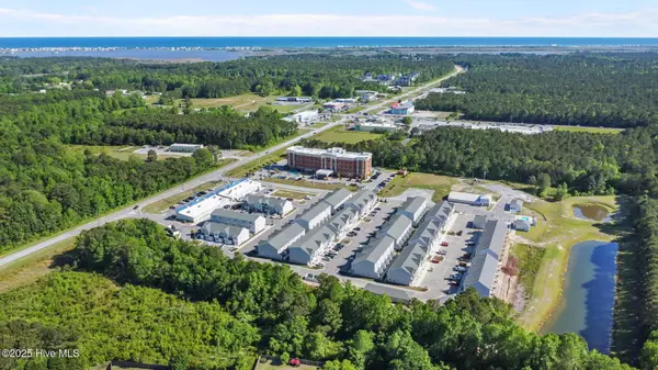 Sneads Ferry, NC 28460,208 Sandy Cove LN