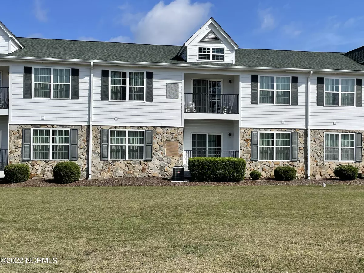 Carthage, NC 28327,520 Little River Farm BLVD #C106