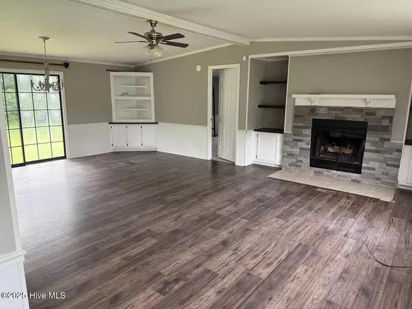 Stella, NC 28582,354 Belgrade Swansboro RD