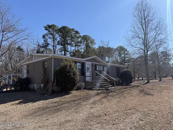 Stella, NC 28582,354 Belgrade Swansboro RD