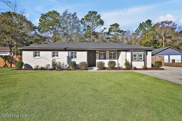 5214 Sardou RD, Wilmington, NC 28412