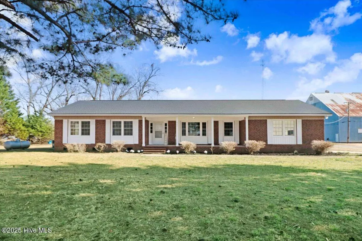 Hobgood, NC 27843,407 S Poplar ST