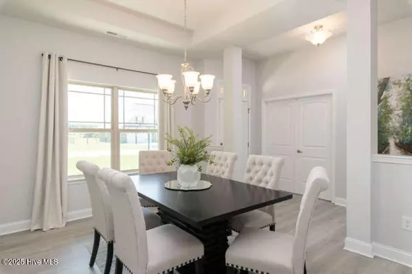 La Grange, NC 28551,107 Oxford CT
