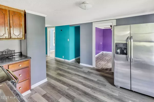 Warsaw, NC 28398,114 W Washington ST