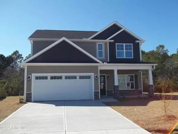 124 Paver LN, Hampstead, NC 28443