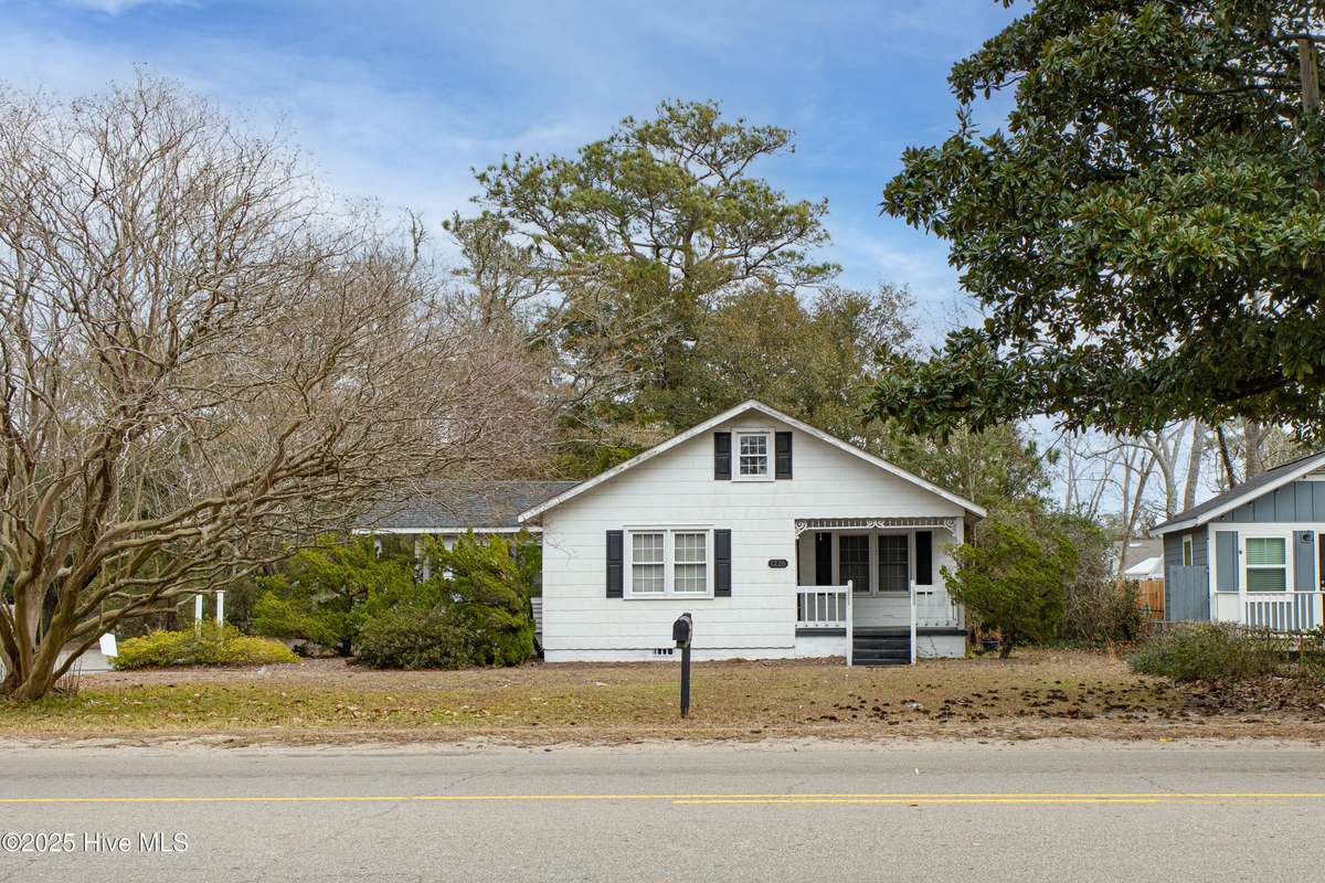 Southport, NC 28461,1226 N Howe ST