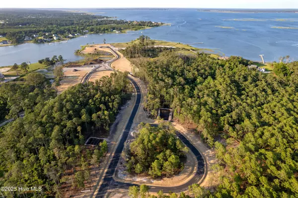 412 Summer Duck DR, Beaufort, NC 28516