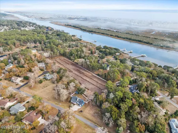 Ocean Isle Beach, NC 28469,1 Osprey Pointe CT