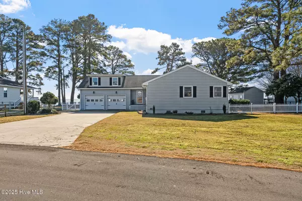 Hertford, NC 27944,123 Webb ST