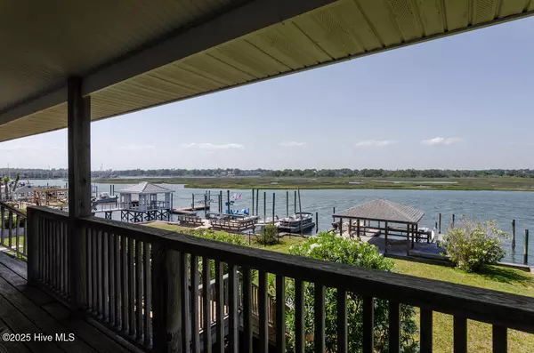 Wrightsville Beach, NC 28480,46 Pelican DR #B