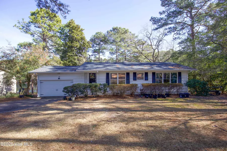 138 Pine Ridge DR, Whispering Pines, NC 28327