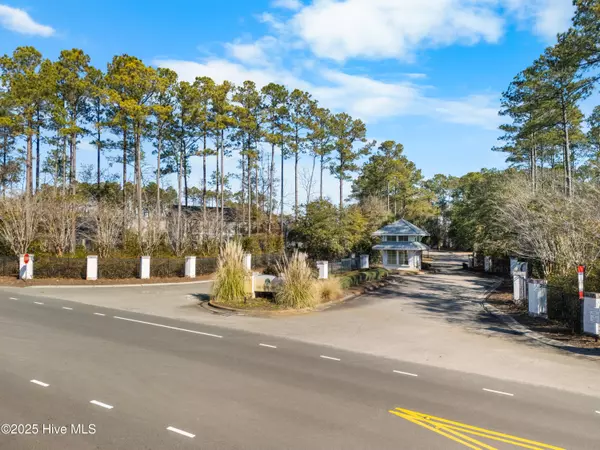 Bolivia, NC 28422,702 Lakeland DR SE