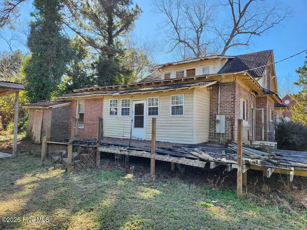 Aulander, NC 27805,301 S Commerce ST