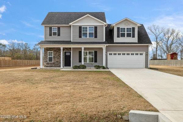 304 Lake DR, Burgaw, NC 28425