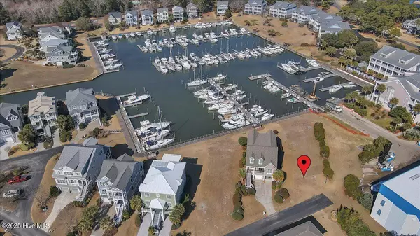 2758 Long Bay DR SE, Southport, NC 28461