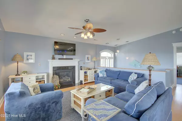 Oak Island, NC 28465,1404 E Dolphin DR