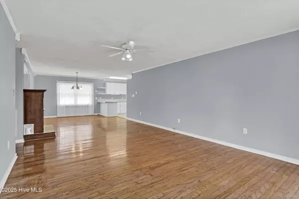 Carolina Beach, NC 28428,1404 Kinney DR