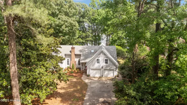 Elizabeth City, NC 27909,904 Small DR