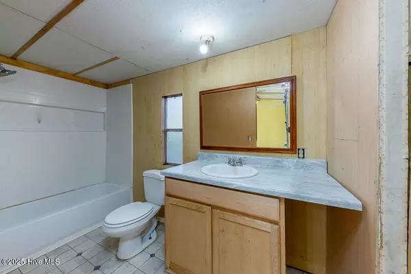 Grantsboro, NC 28529,952 Nc 306 HWY N