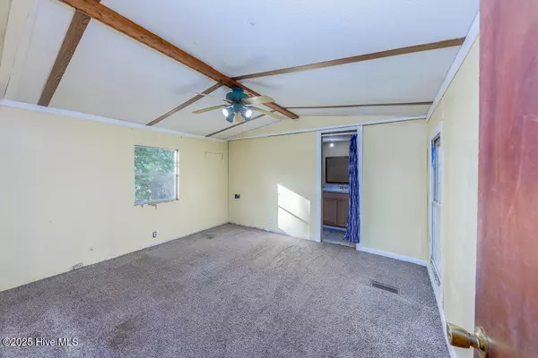 Grantsboro, NC 28529,952 Nc 306 HWY N