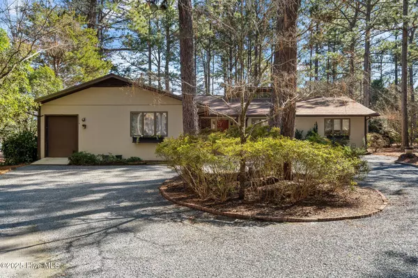 Whispering Pines, NC 28327,23 Hardee LN