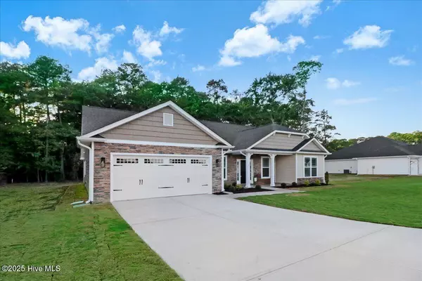 La Grange, NC 28551,105 Oxford CT