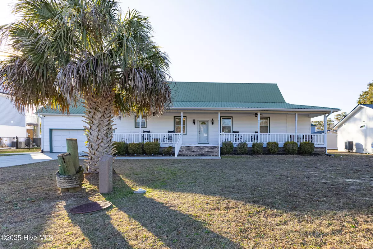 Oak Island, NC 28465,321 NE 60th ST