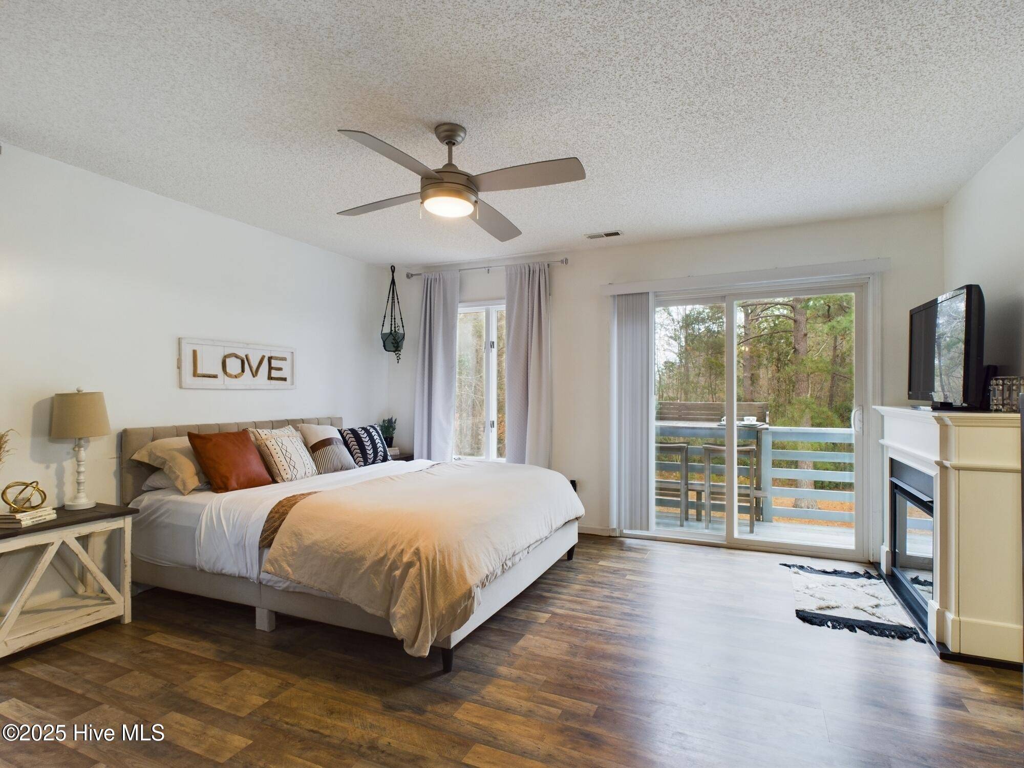 New Bern, NC 28560,1121 Barkentine DR