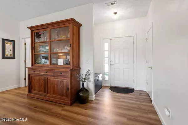 Vass, NC 28394,787 Daphne LN