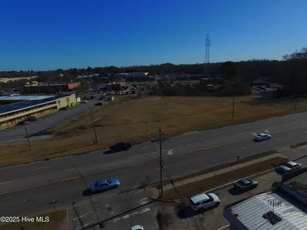 Elizabeth City, NC 27909,530 S Hughes BLVD