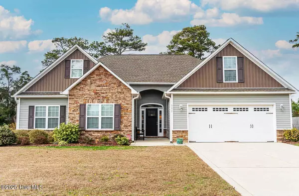 311 Little Egret LN, Swansboro, NC 28584