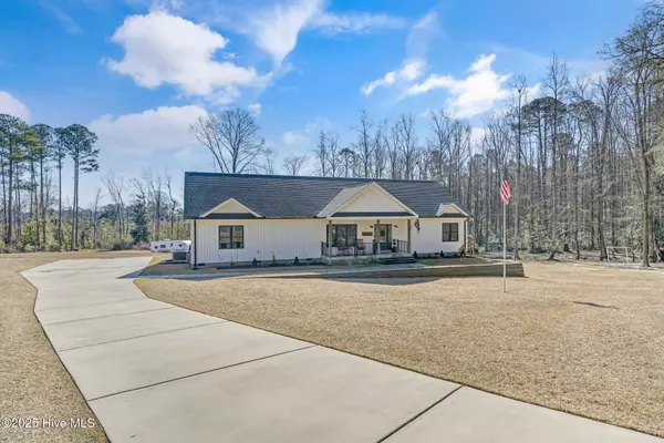 Ellerbe, NC 28338,105 Mcneil ST