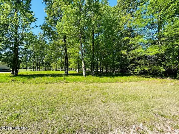 Hertford, NC 27944,4 Broad River DR